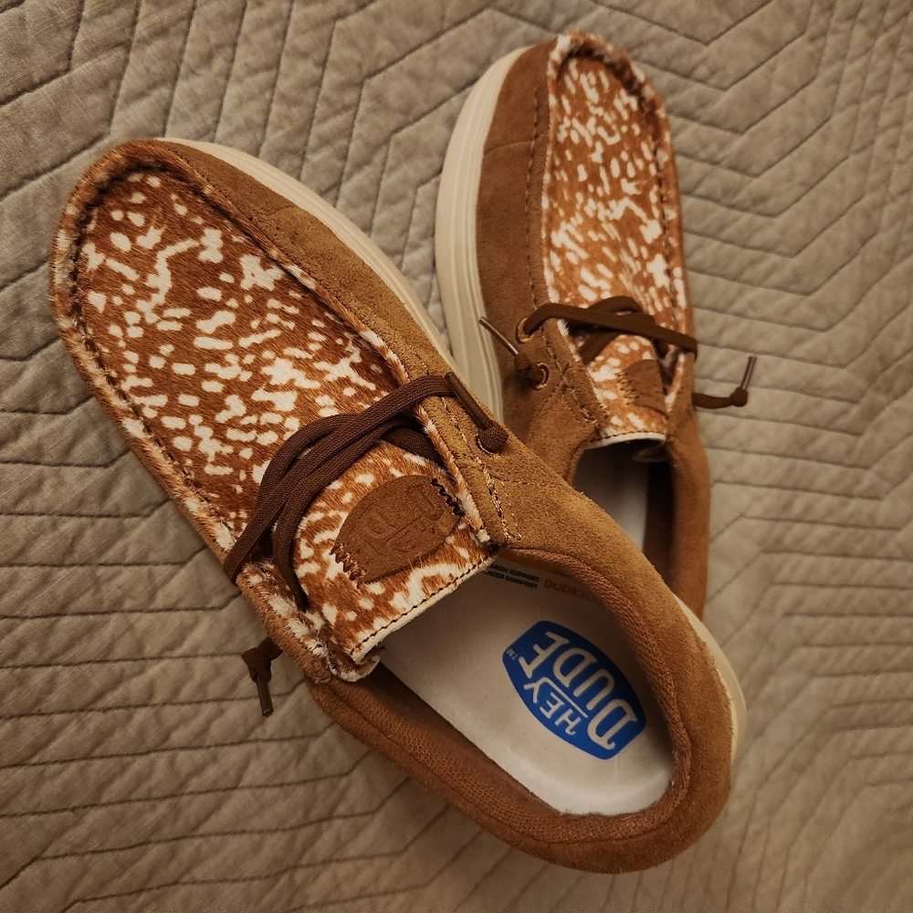 Hey Dude, Wendy Comf Suede, Tan, Womens 10